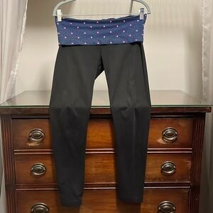 Aerie Women's Skinny Fusele Medium Black, Navy + Pink Polka Dot Capri Leggings